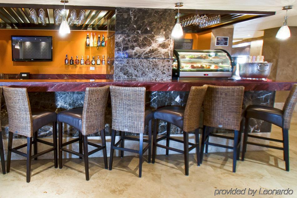 อินเตอร์คอนติเนนตัล มาราไกย์โบ โฮเต็ล Hotel มาราไกโบ ภายนอก รูปภาพ